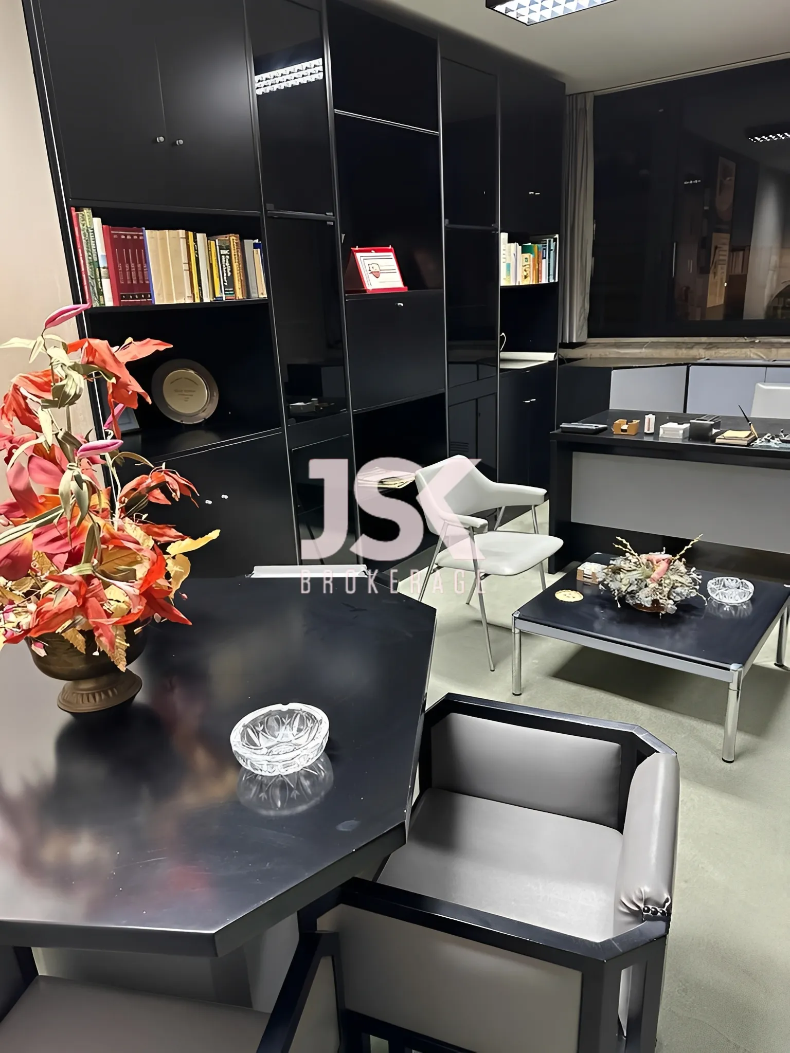Office for rent in Antelias