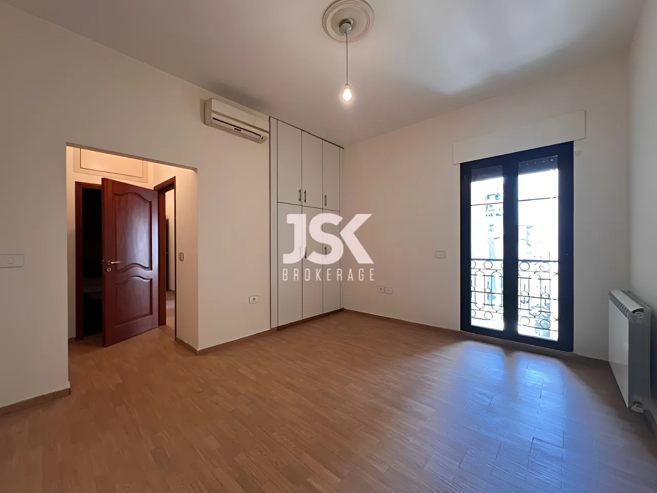 Apartment for Sale in Sioufi
