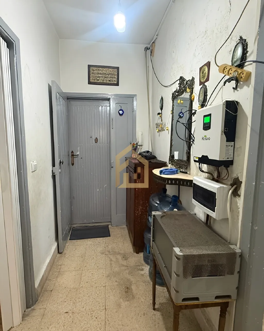 Apartment for rent in Tariq El Jdideh, Beirut, Lebanon - 2 bed, 2 bath
