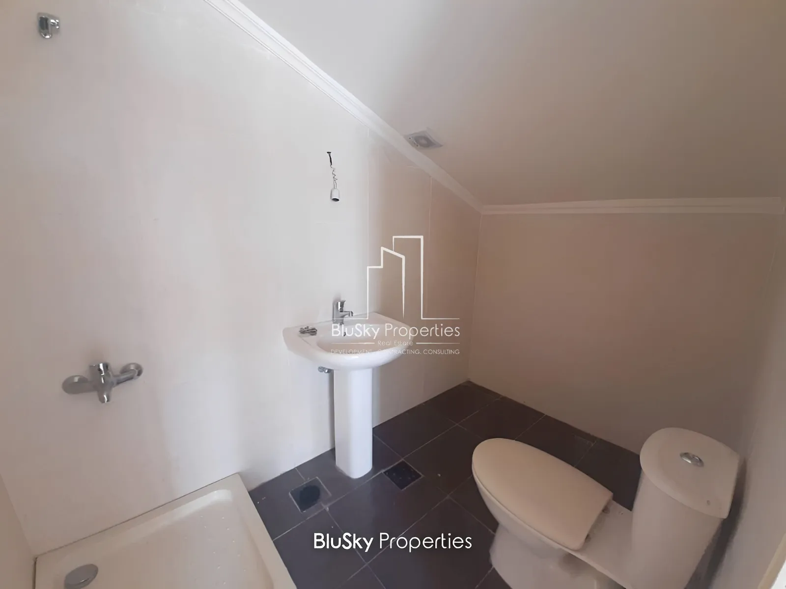 Duplex for Sale in Bouar