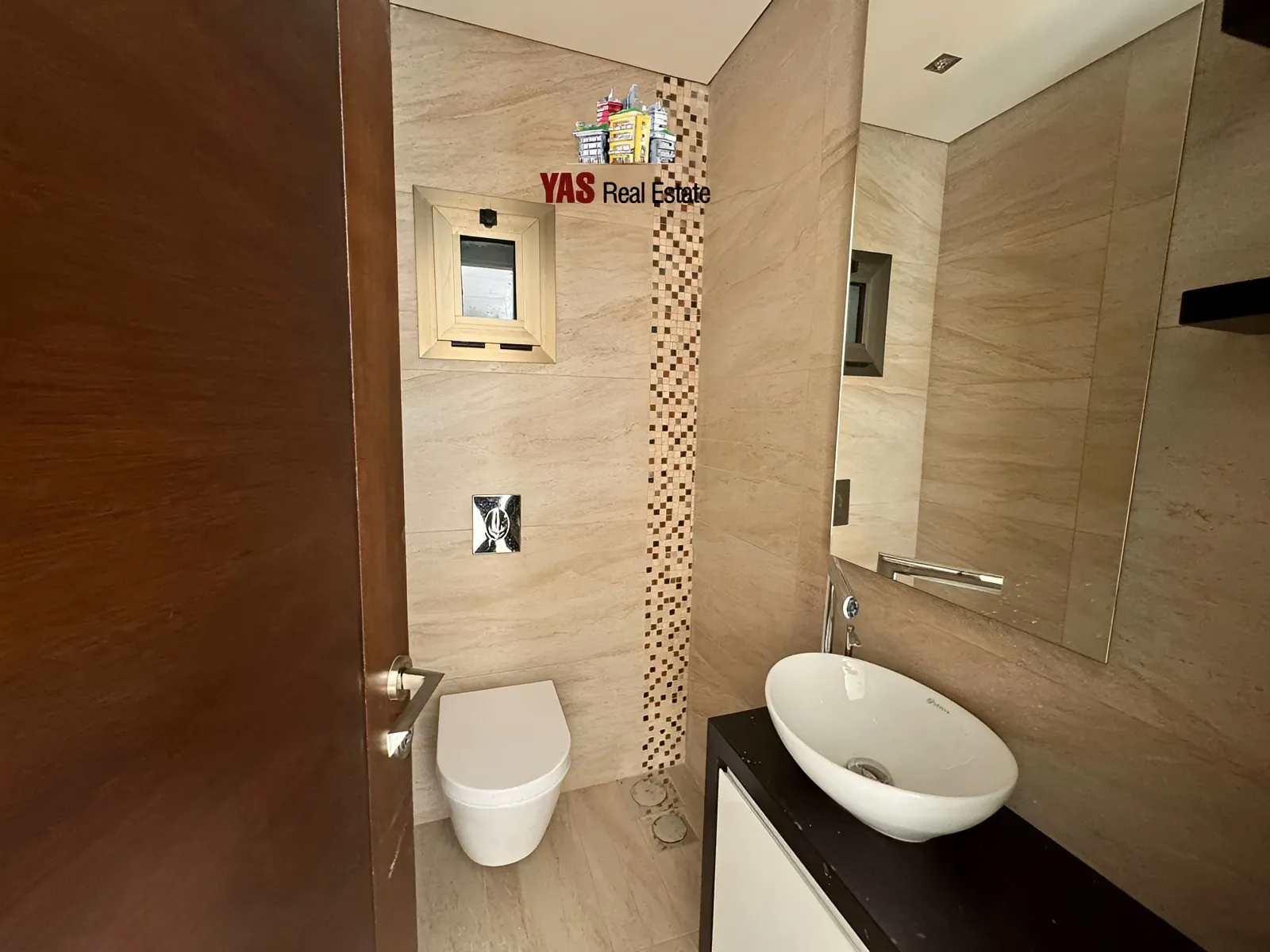 Apartment for Sale in Ballouneh