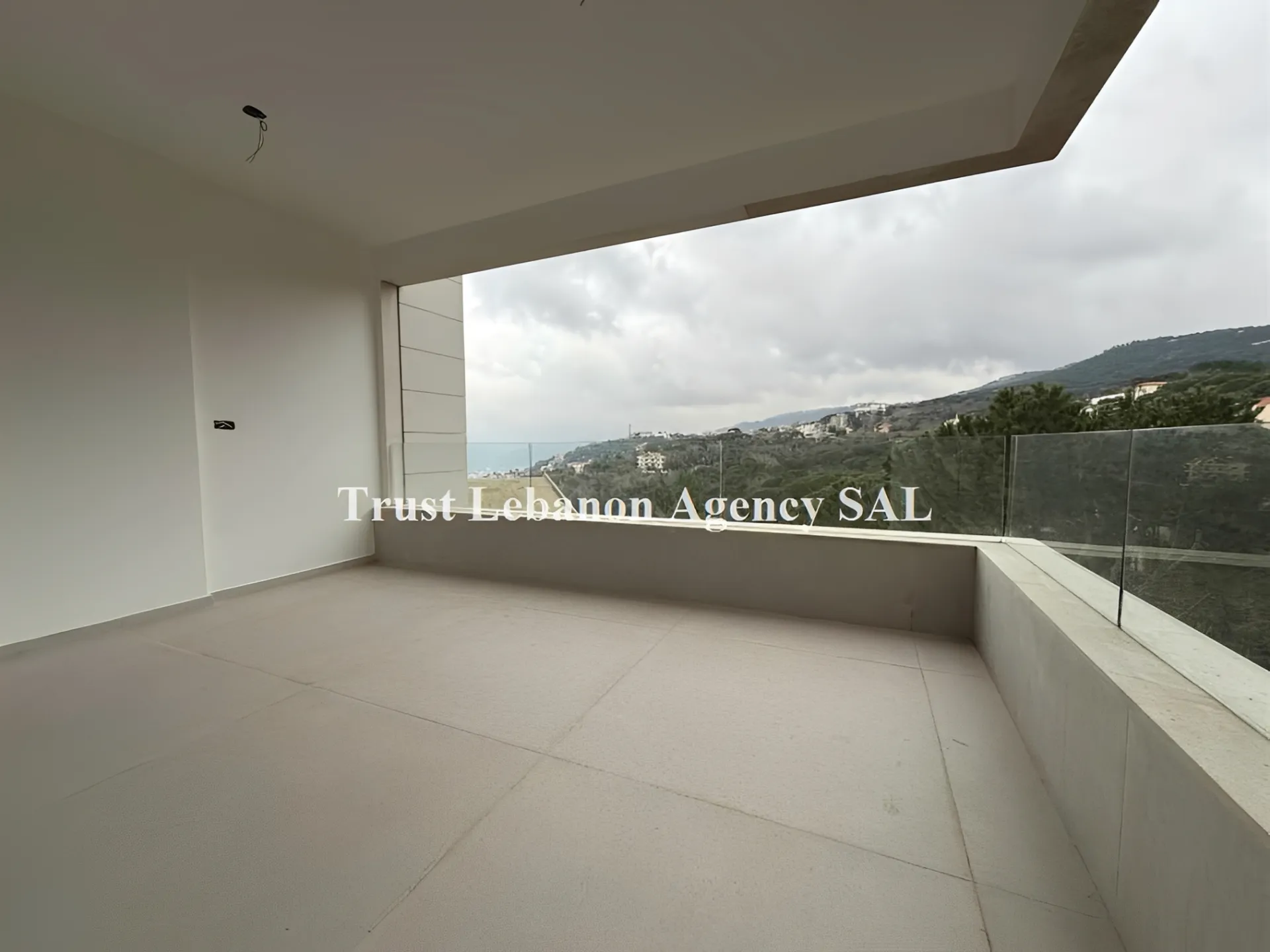 Apartment for Sale in Metn Bekfaya / Naas Lebanon - 3 bed, 5 bath