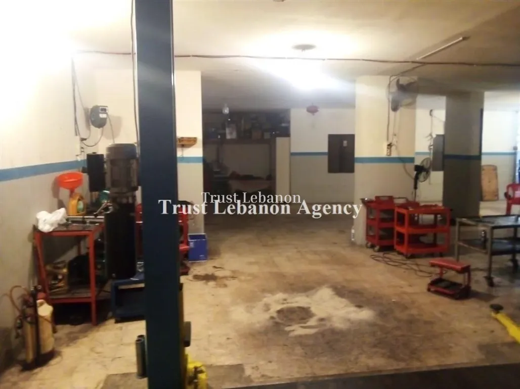 Warehouse for sale in Hadath, Lebanon