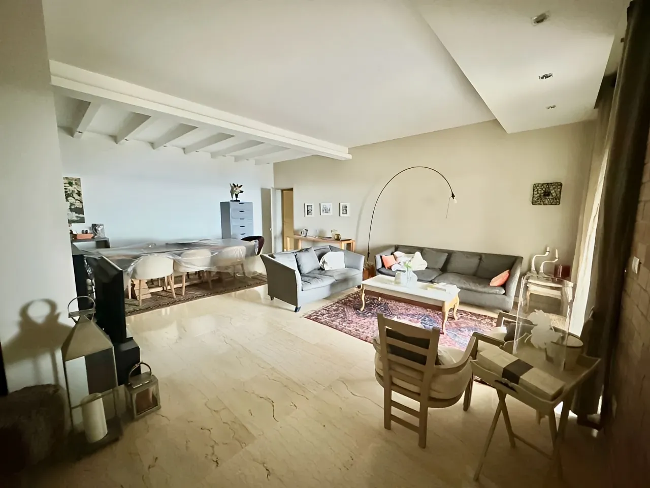 Apartment for Sale in Haret Sakhr - 3 bed, 5 bath