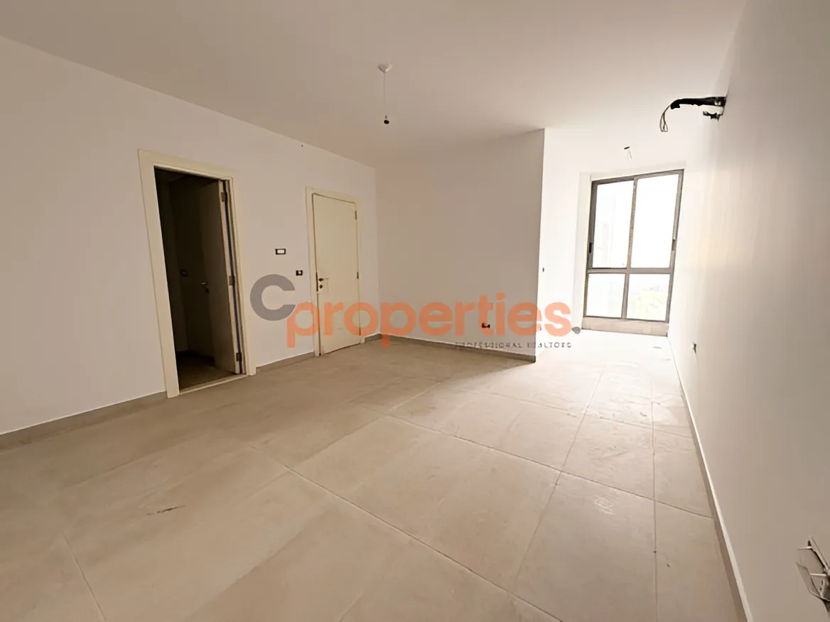 Apartment for Rent in Louaizeh