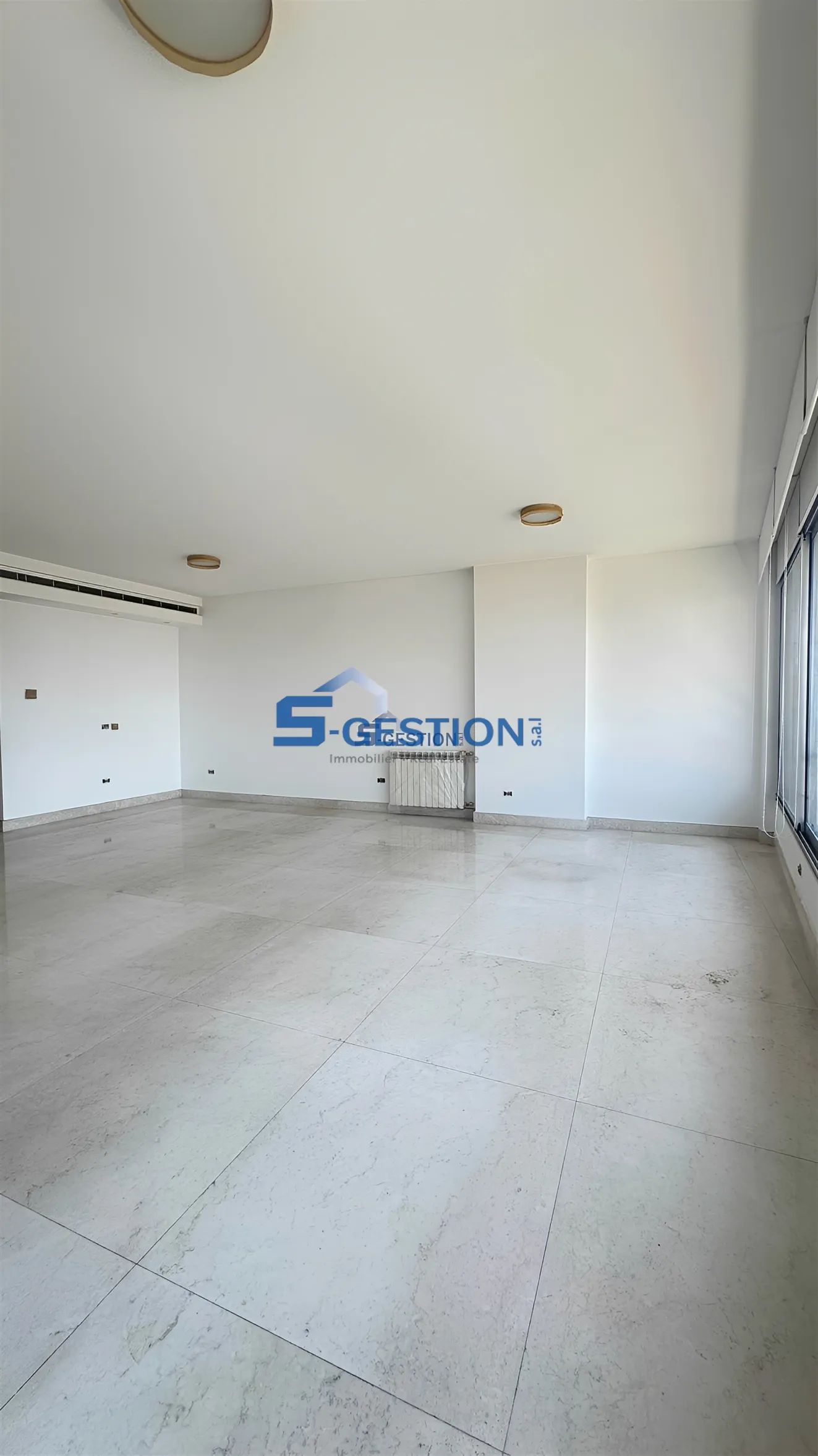Apartment for Rent in Achrafieh - 3 bed, 5 bath