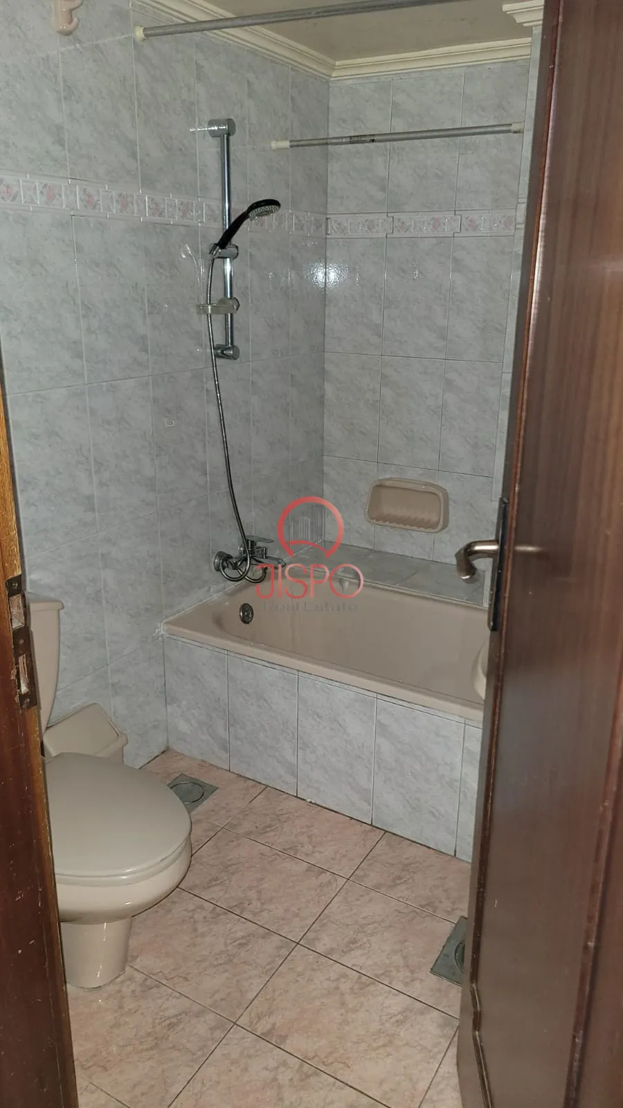 Apartment for Rent in Adonis