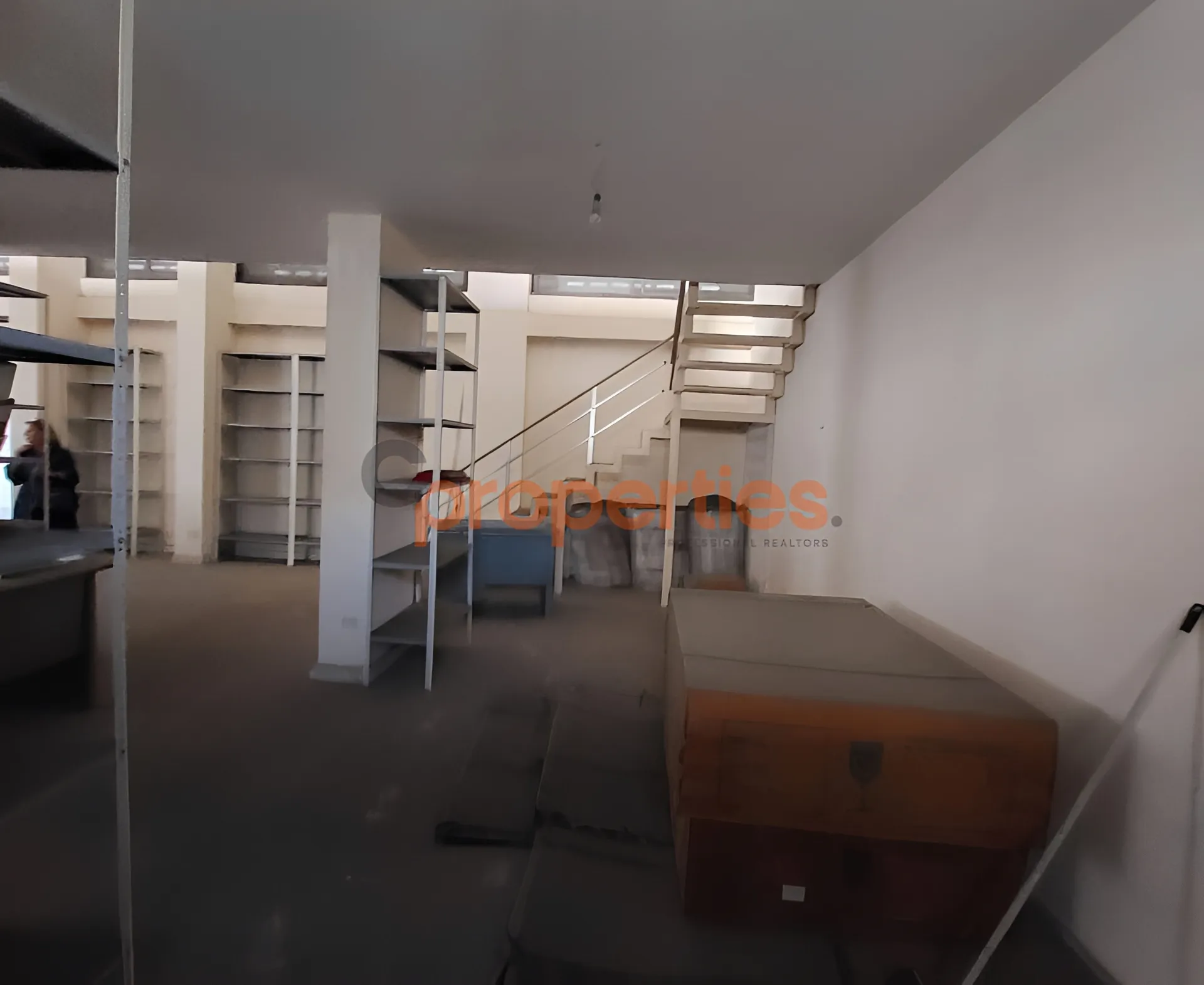Showroom for Sale in Jdeideh