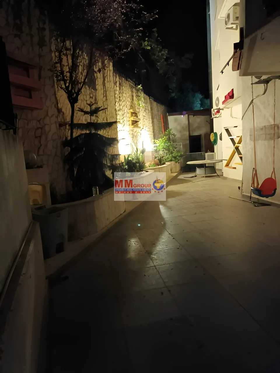 Apartment for Sale in Ain Saade
