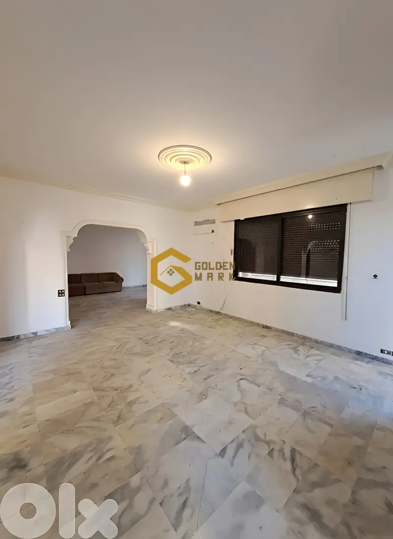Apartment for Sale in Ramlet El Baida, Bayrut