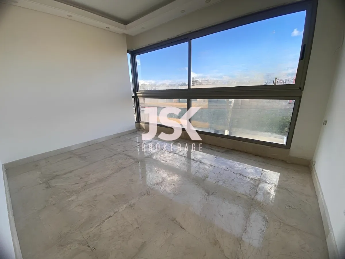 Apartment for Sale in Spears, Beirut, Lebanon