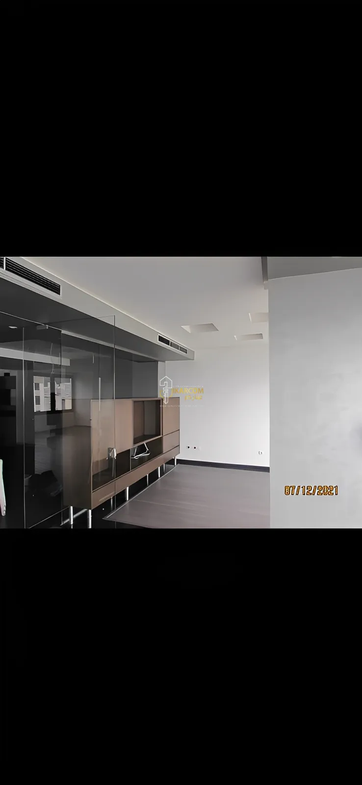 Office for sale in Zalka