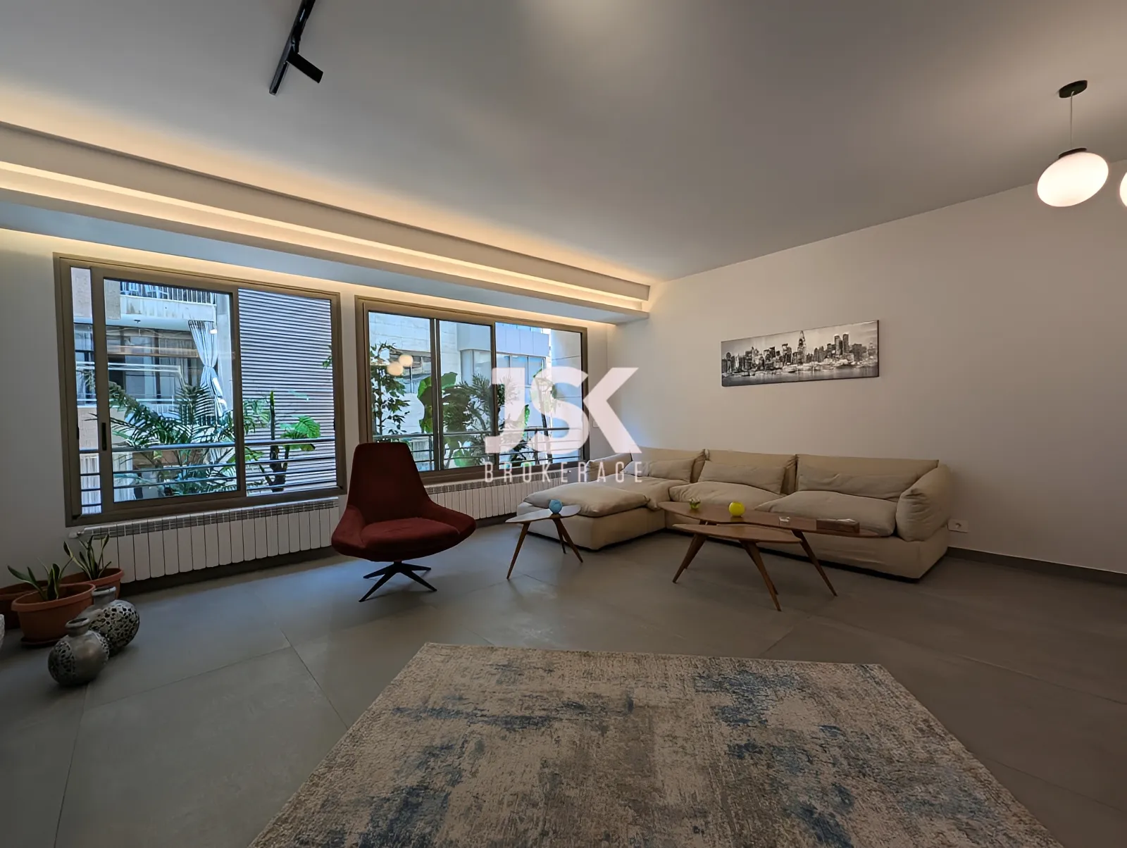 Apartment for Rent in Achrafieh - 4 bath