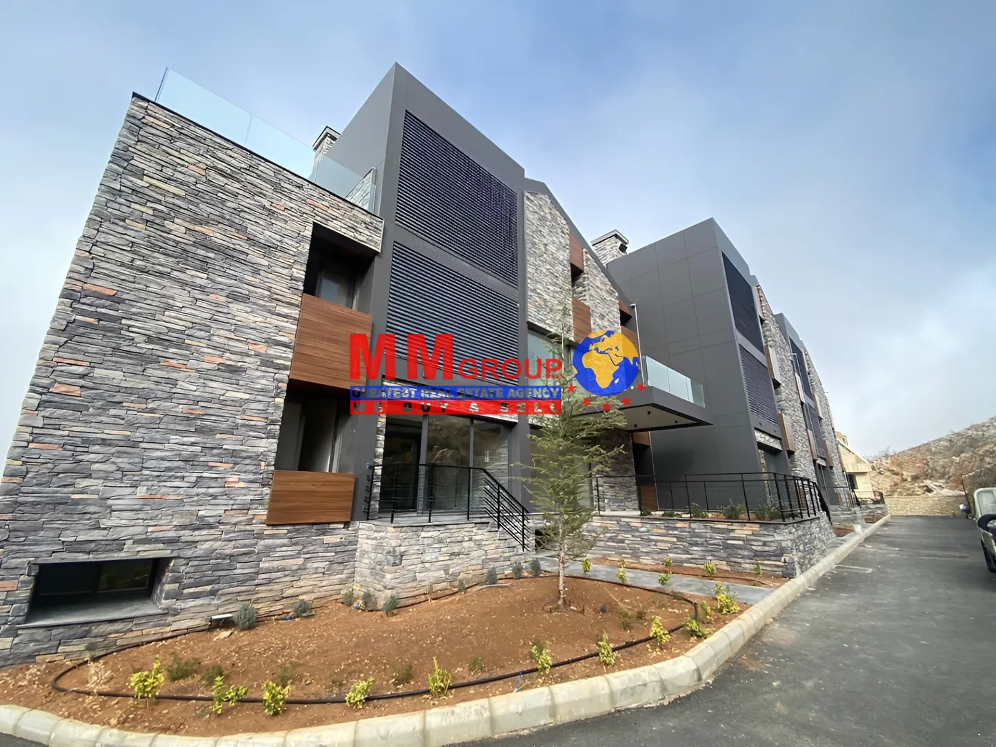 Chalet for Sale in Zaarour, Lebanon - 1 bed, 1 bath
