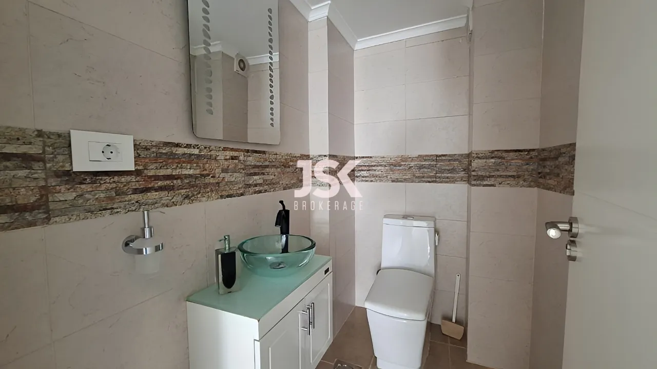 Duplex for Sale in Blat