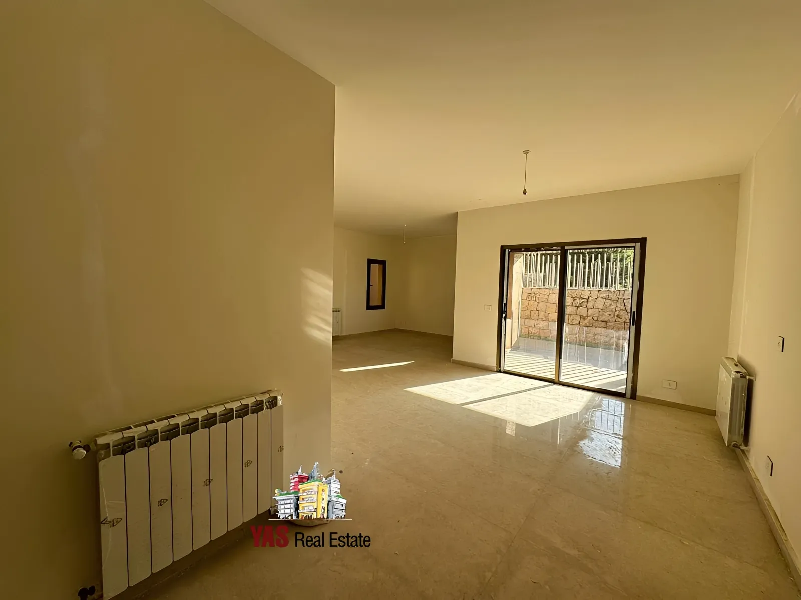 Apartment for Sale in Ballouneh