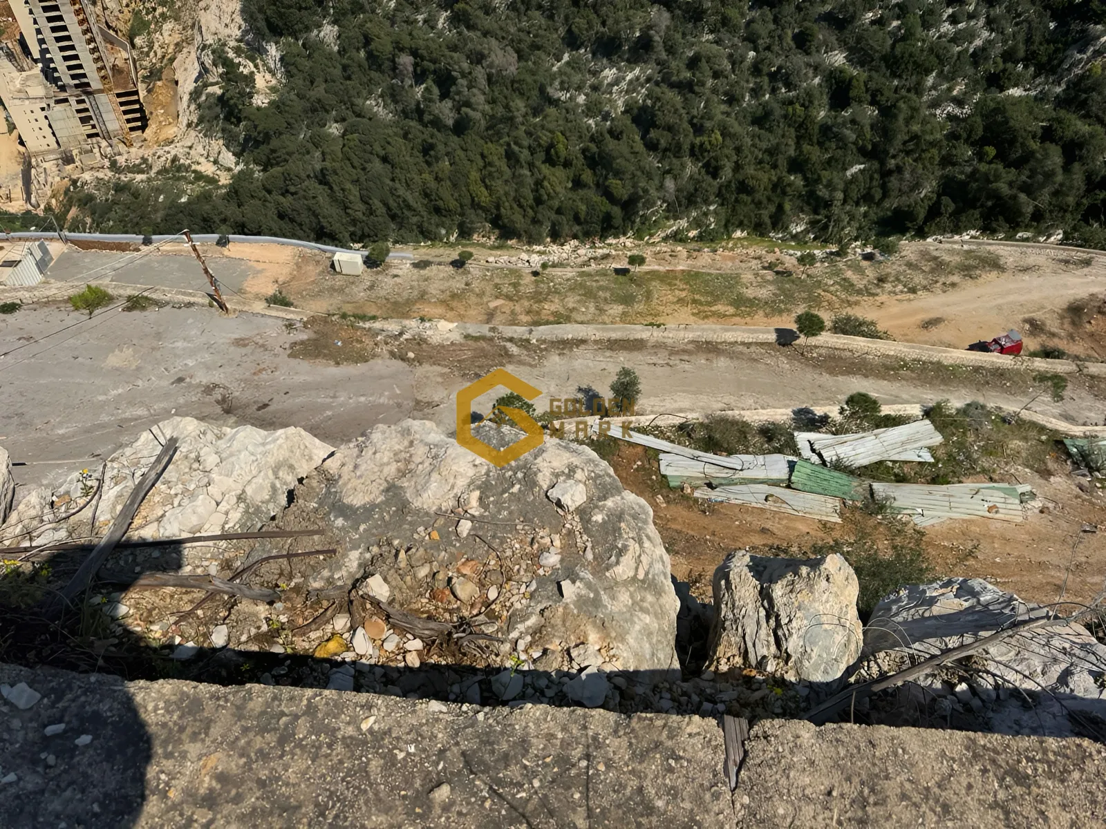 Land for Sale in Bsalim