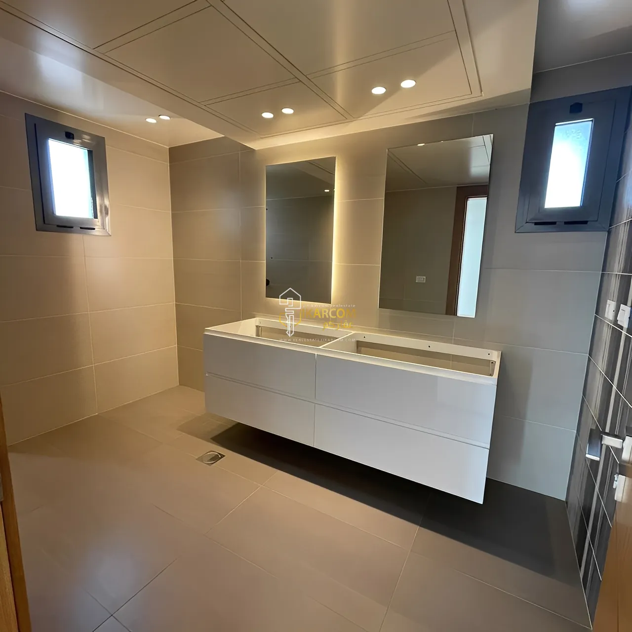 Duplex for Sale in Tallet Khayat, Beirut, Lebanon