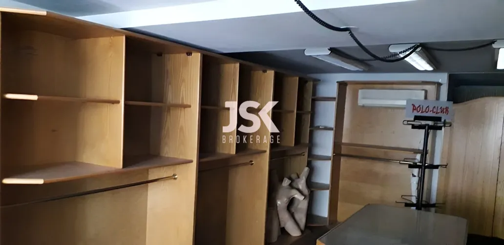 Shop for sale in Mansourieh