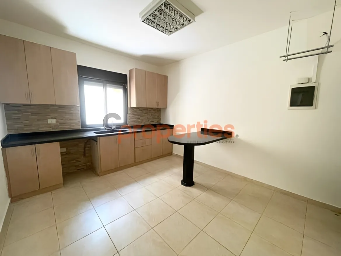 Apartment for Sale in Haret Sakher