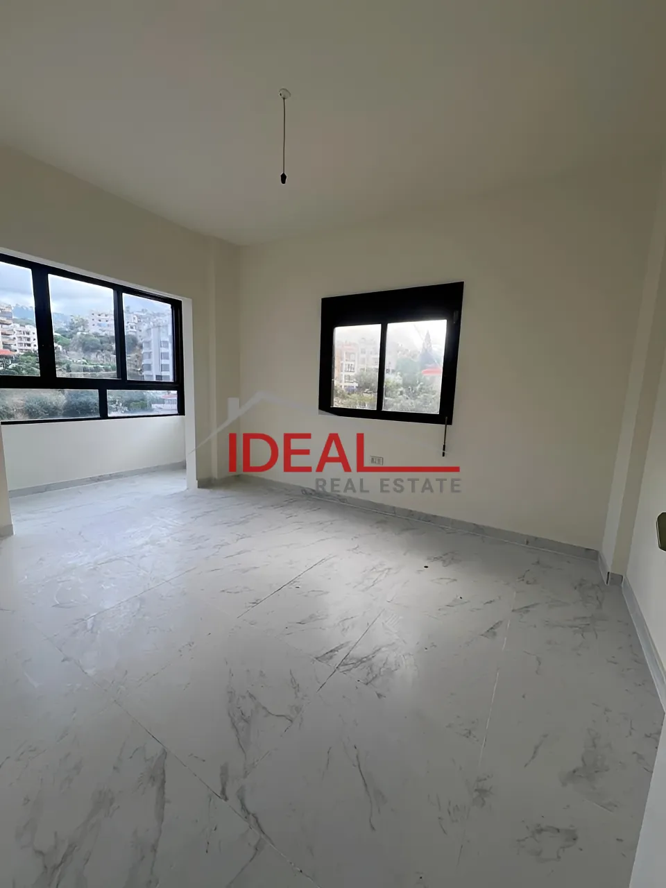 Apartment for sale in Blat