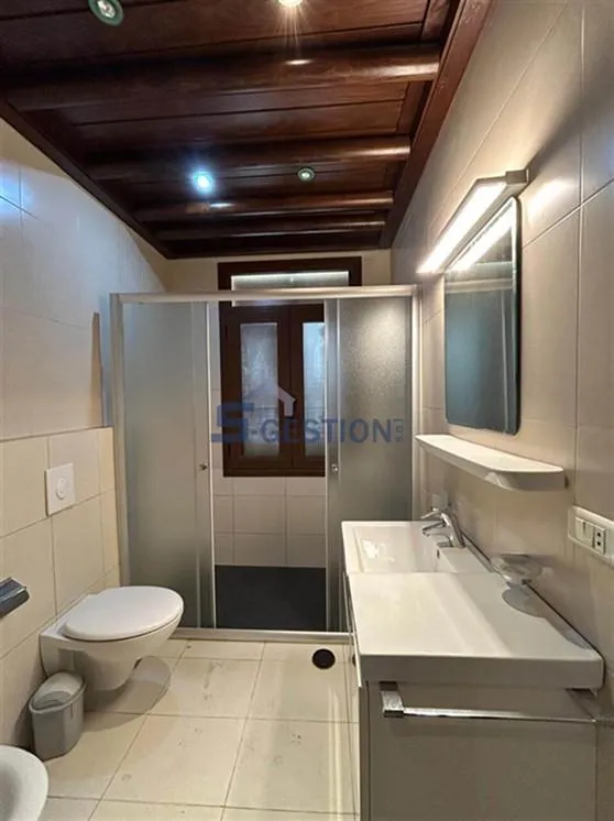 Office for rent in Dbayeh