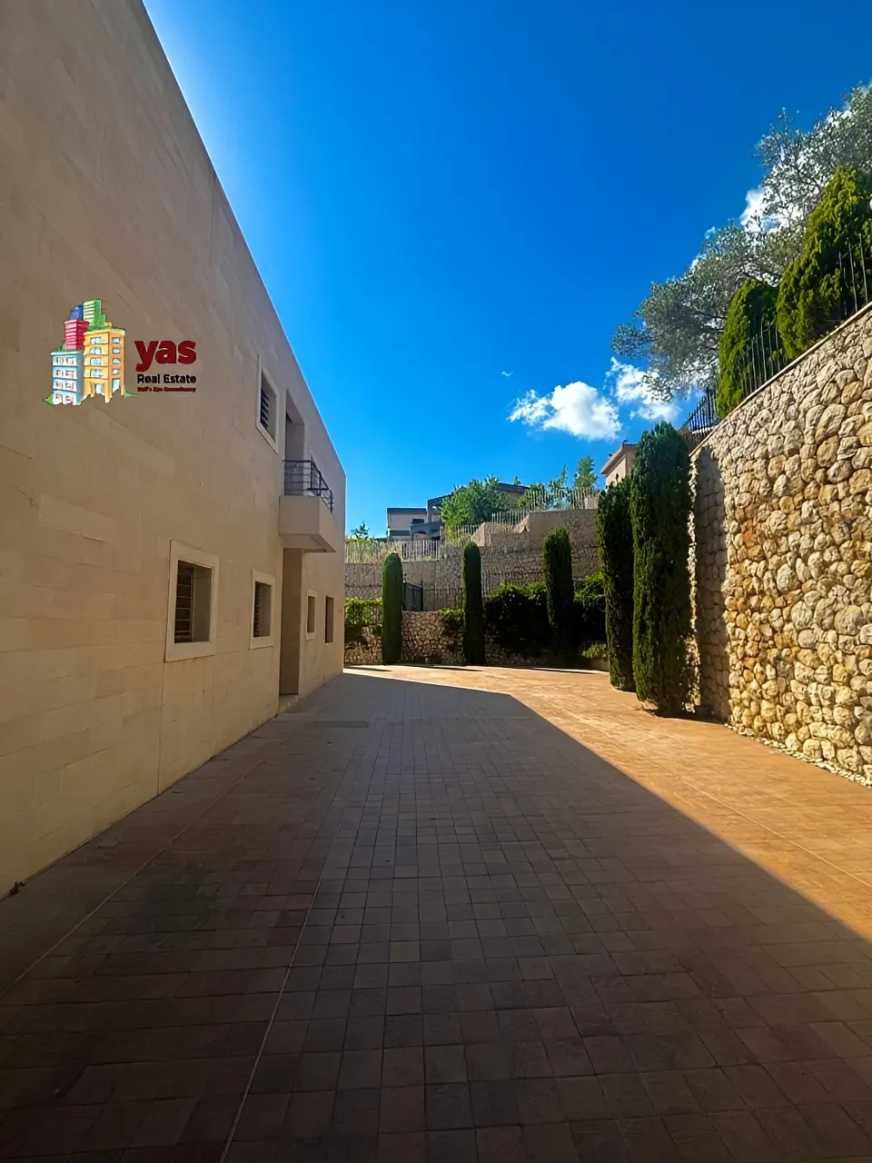 Villa for Rent in Ajaltoun