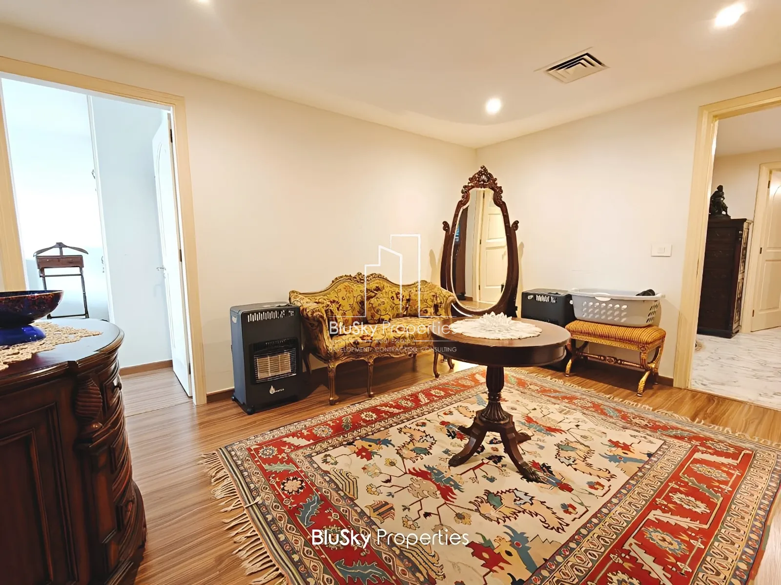 Apartment for Sale in Ain Saade - 4 bed, 4 bath