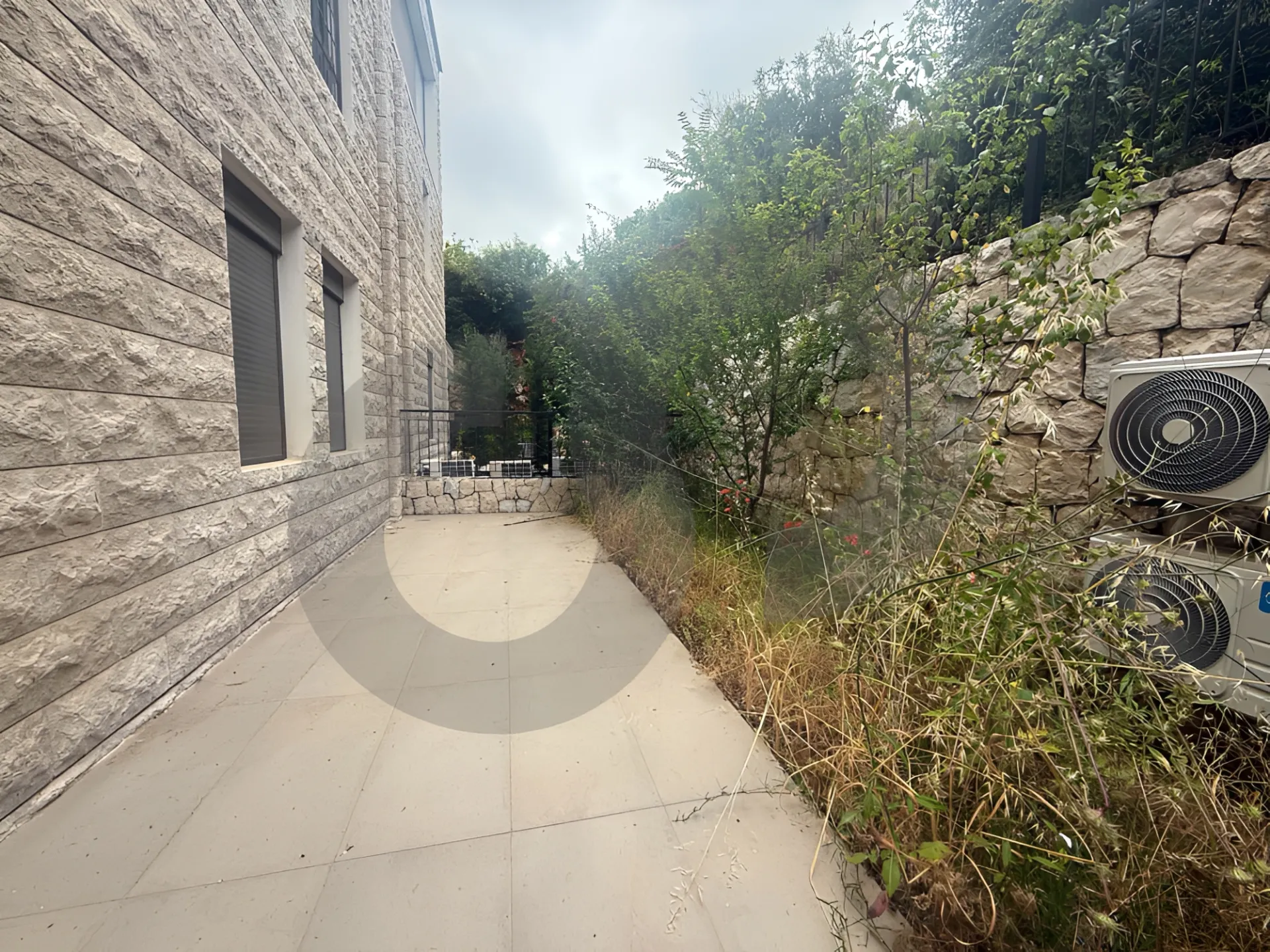 Apartment for Sale in Ballouneh - 3 bed, 4 bath