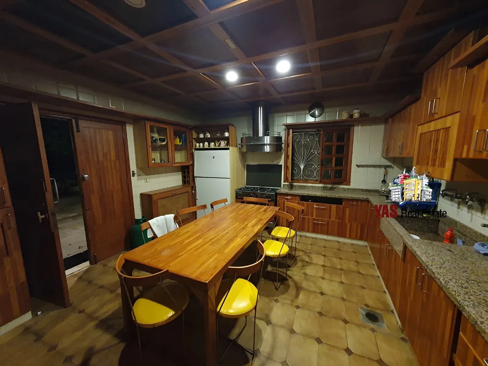 Villa for Sale in Ajaltoun - 5 bed, 5 bath
