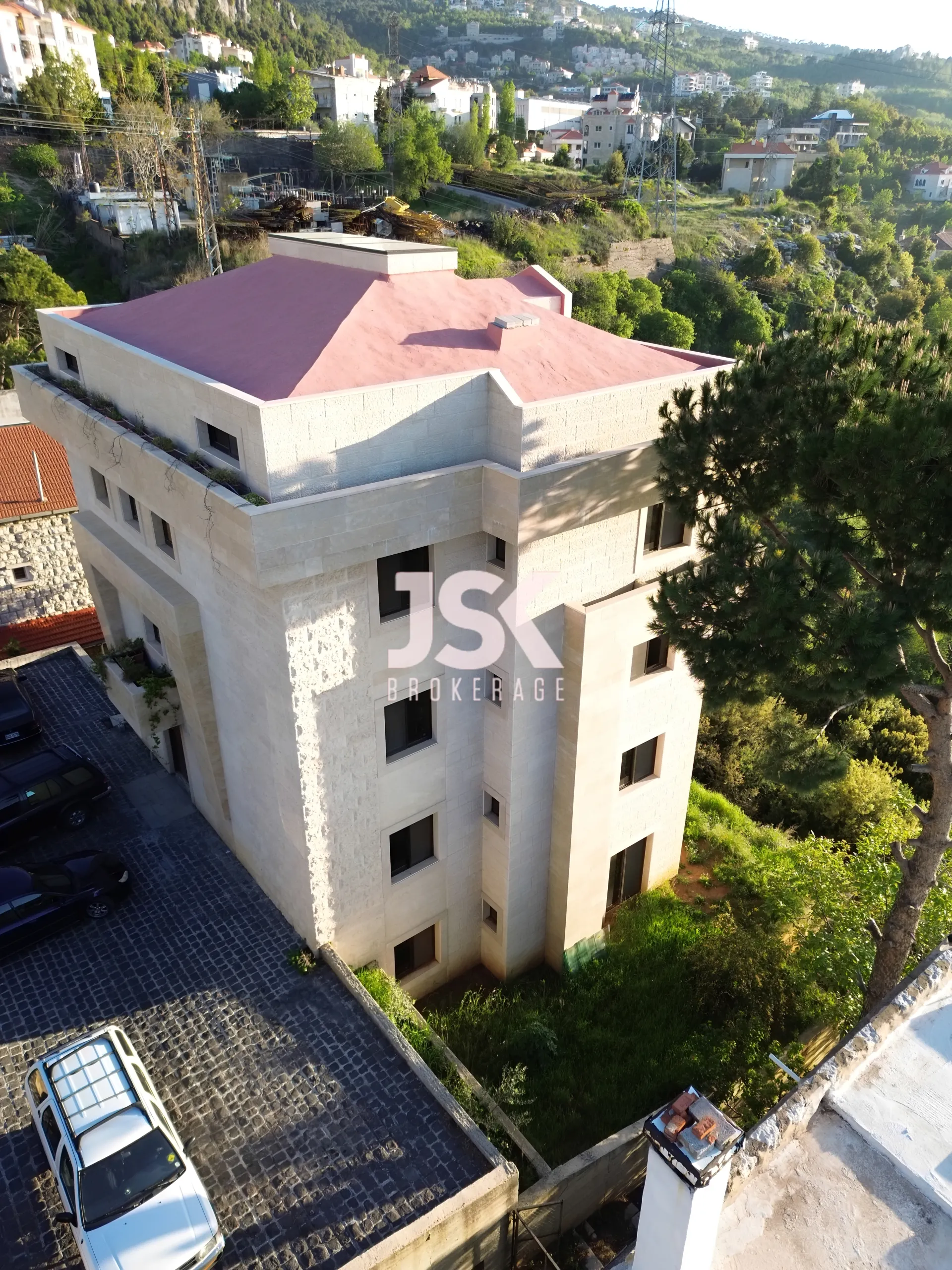 Building for Sale in Bikfaiya