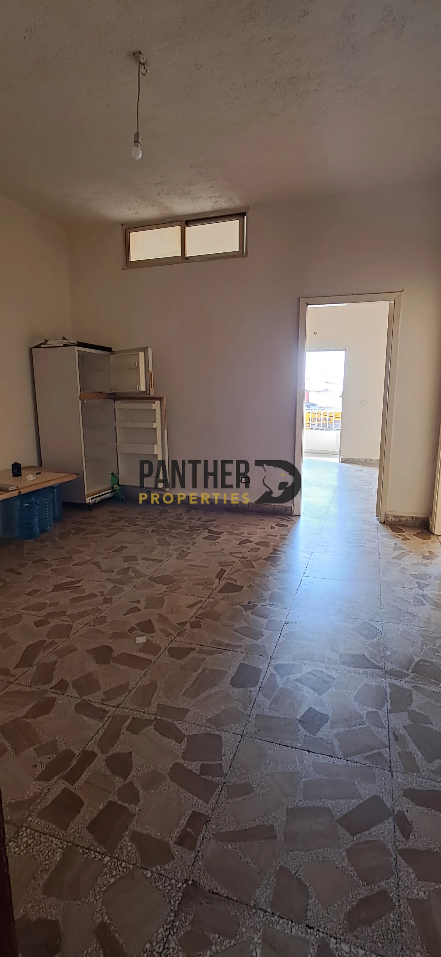 Studio for sale in Chekka