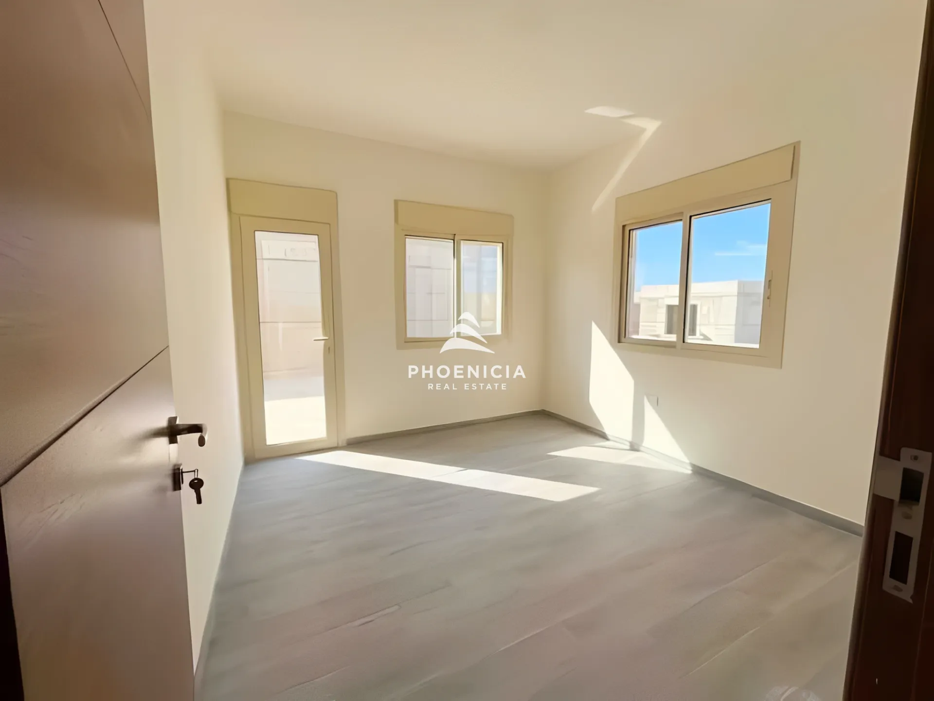 Apartment for Sale in Blat - 3 bed, 3 bath