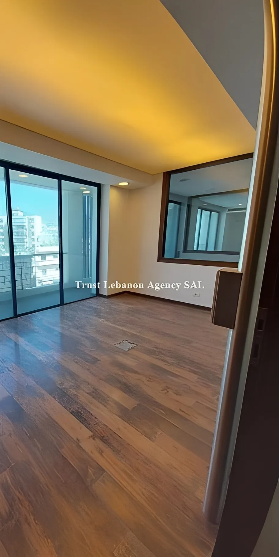 Office for rent in Baabda, Furn Al Chebak