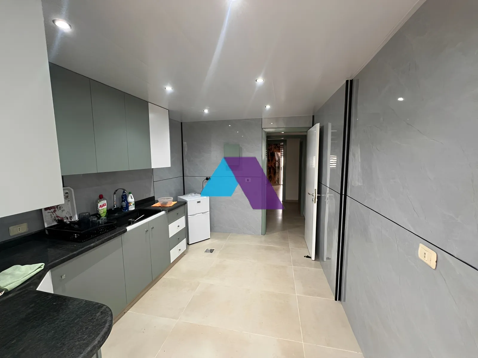 Apartment for Sale in Adonis