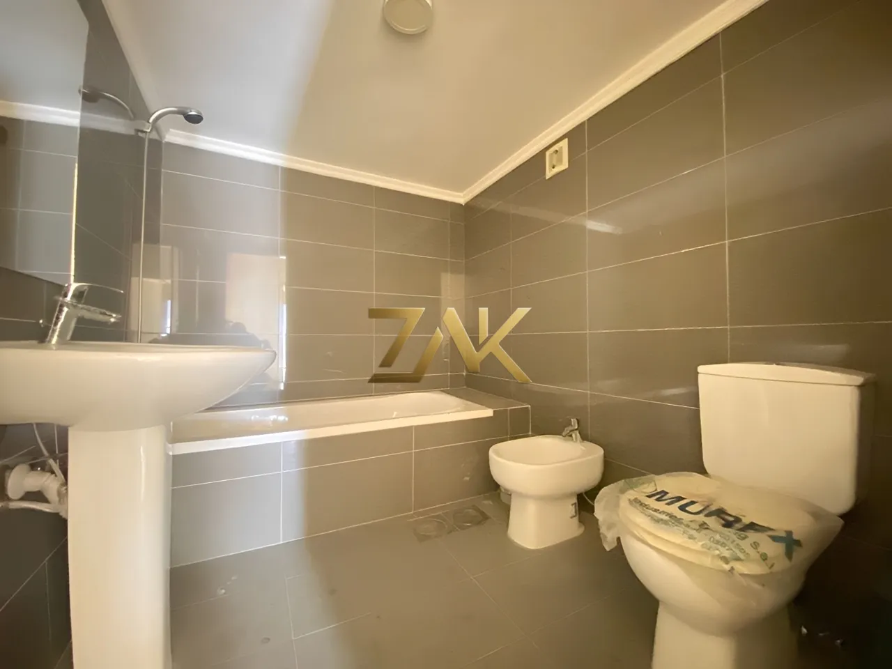 Apartment for Sale Zouk Mosbeh - 3 bed, 4 bath