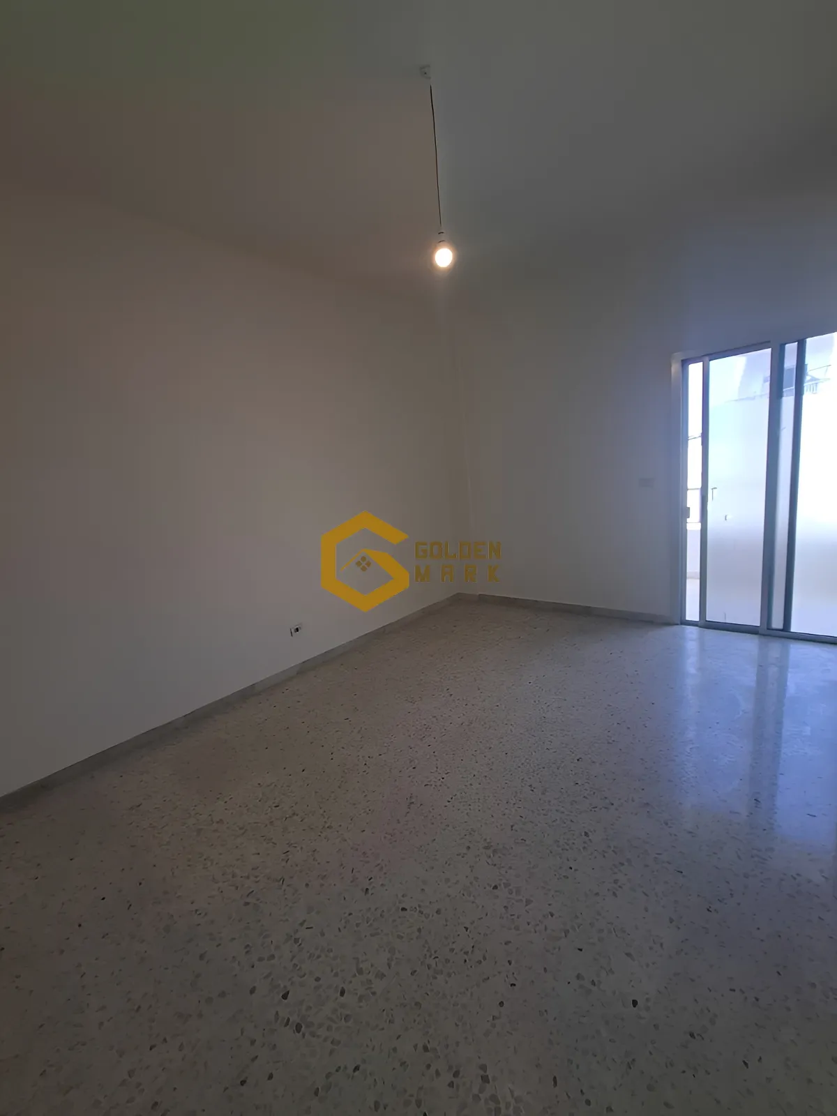 Apartment for Sale in Safra - 3 bed, 2 bath