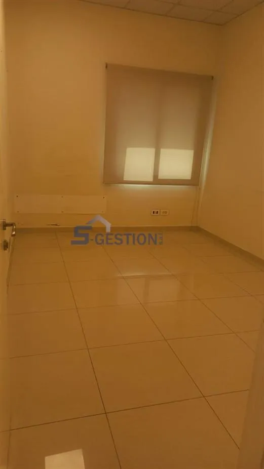Office for rent in Zalqa