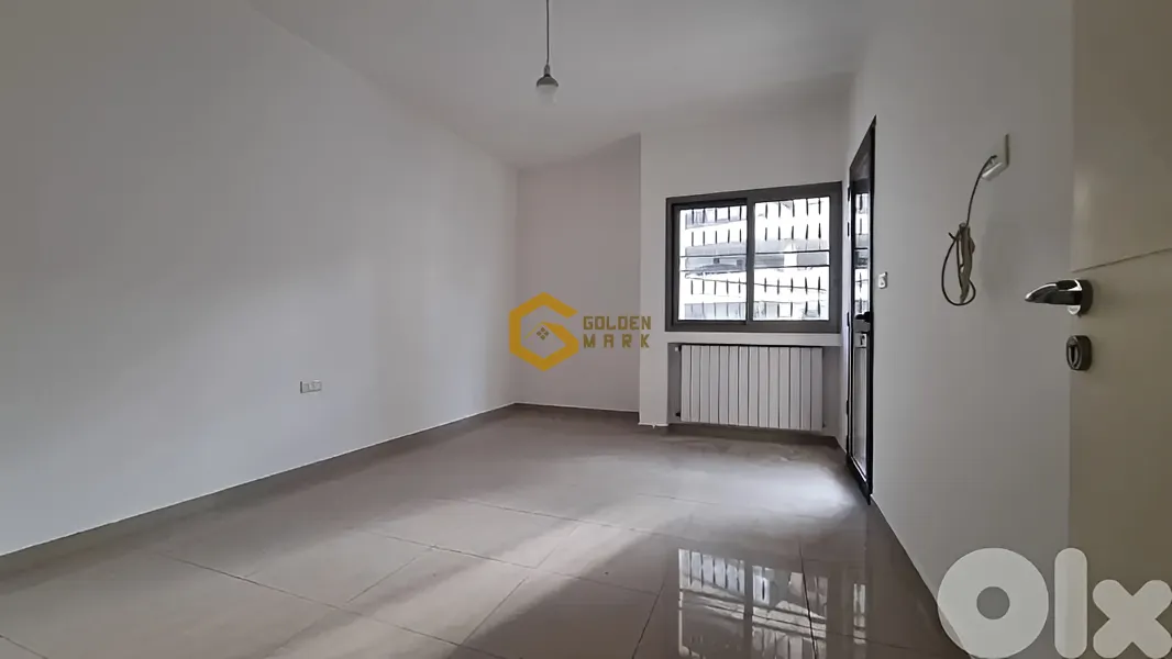 Apartment for Sale in Qornet El Hamra