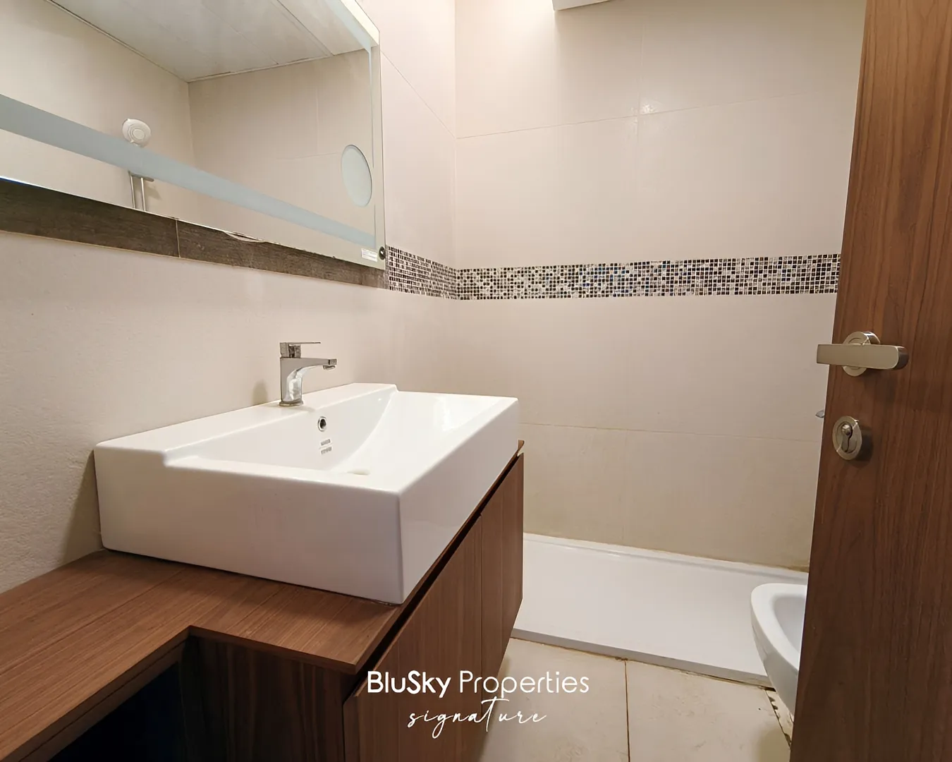 Duplex for sale in Baabdat