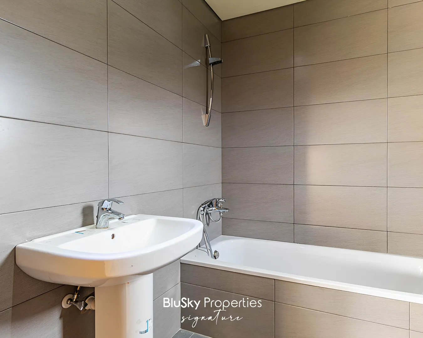 Apartment for sale in Mansourieh