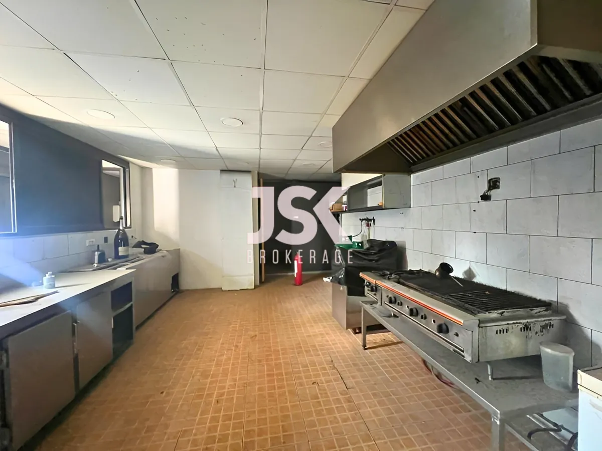 Restaurant for Rent in Monot, Beirut, Lebanon
