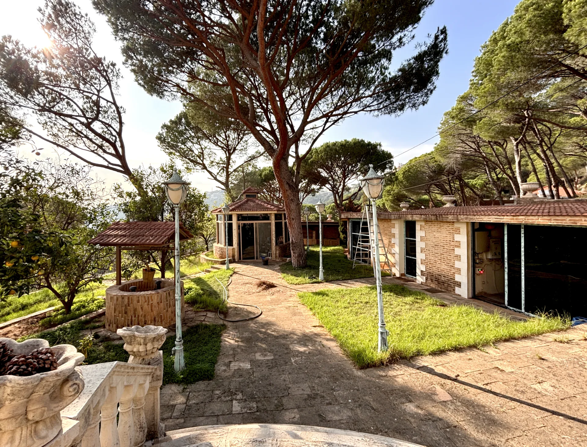 Villa for sale in Broummana, Lebanon - 5 bed, 6 bath