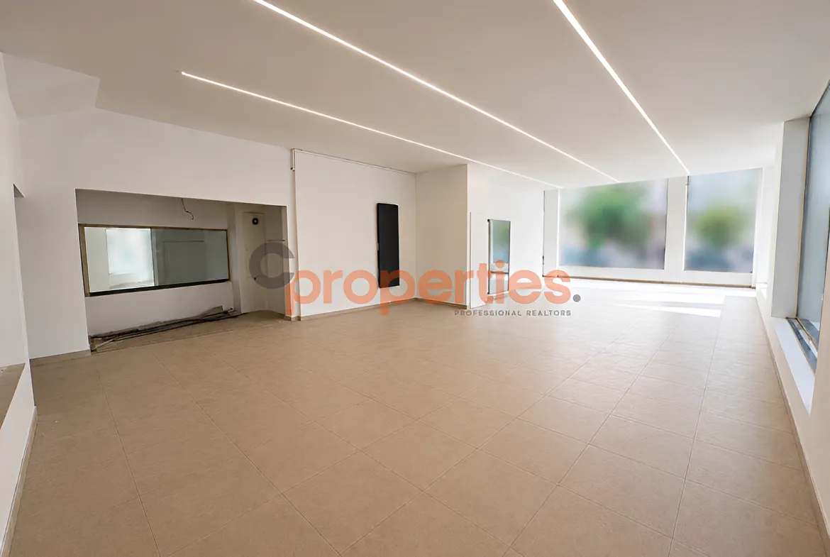 Showroom for Rent in Achrafieh