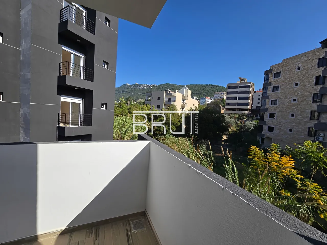 Apartment for Sale in Zouk Mikael