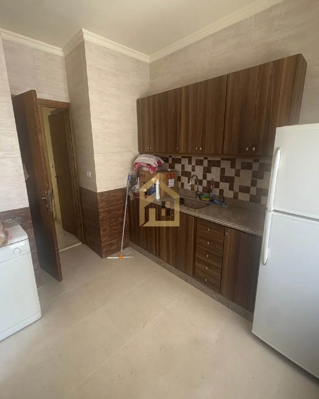 Apartment for sale in Ras El Nabaa, Bayrut, Lebanon