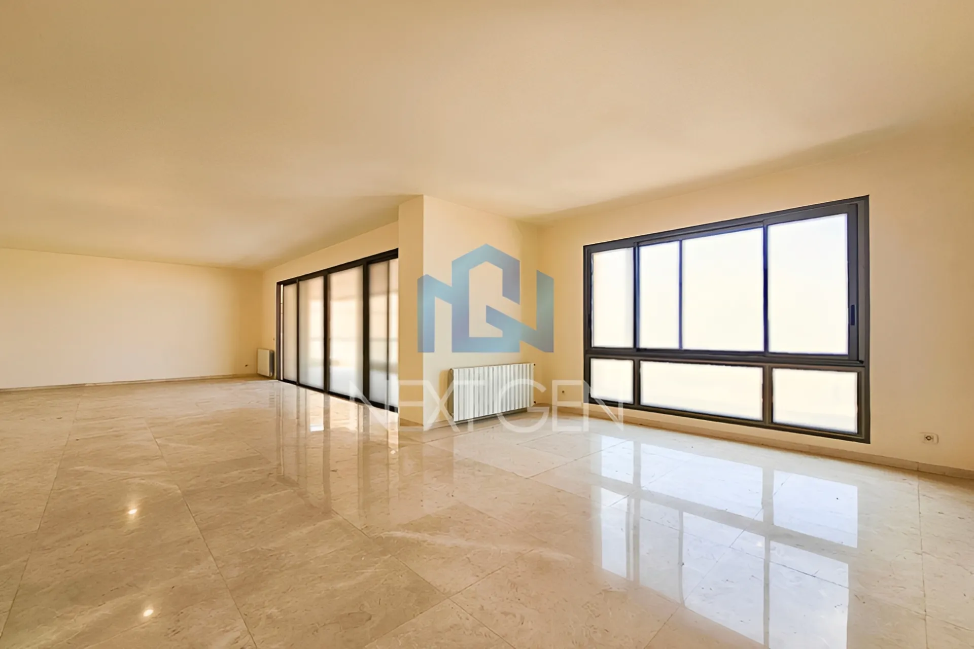 Apartment for rent in Achrafieh, Beirut, Lebanon - 4 bed, 5 bath