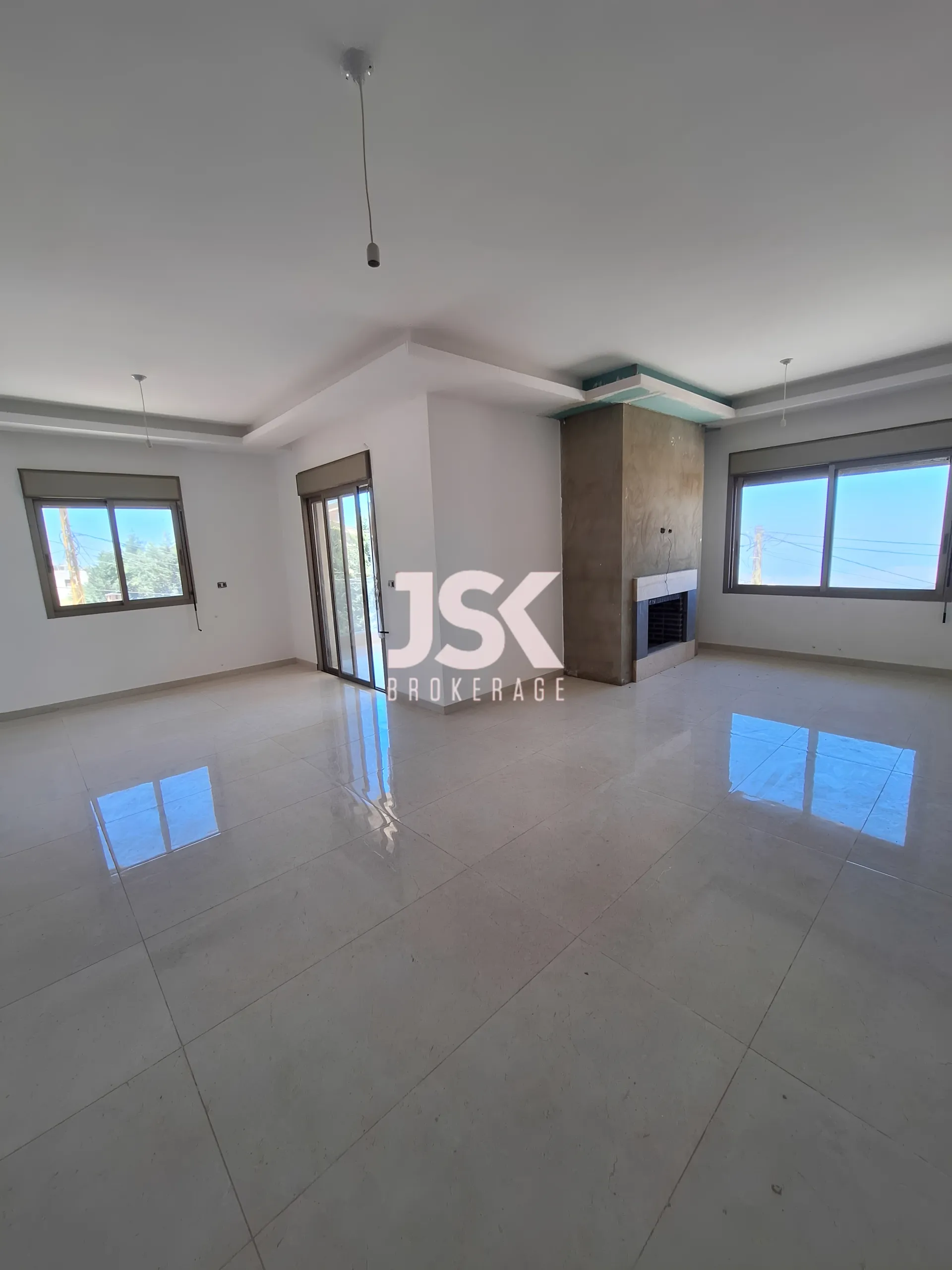 Apartment for Sale in Ehden - 3 bed, 3 bath