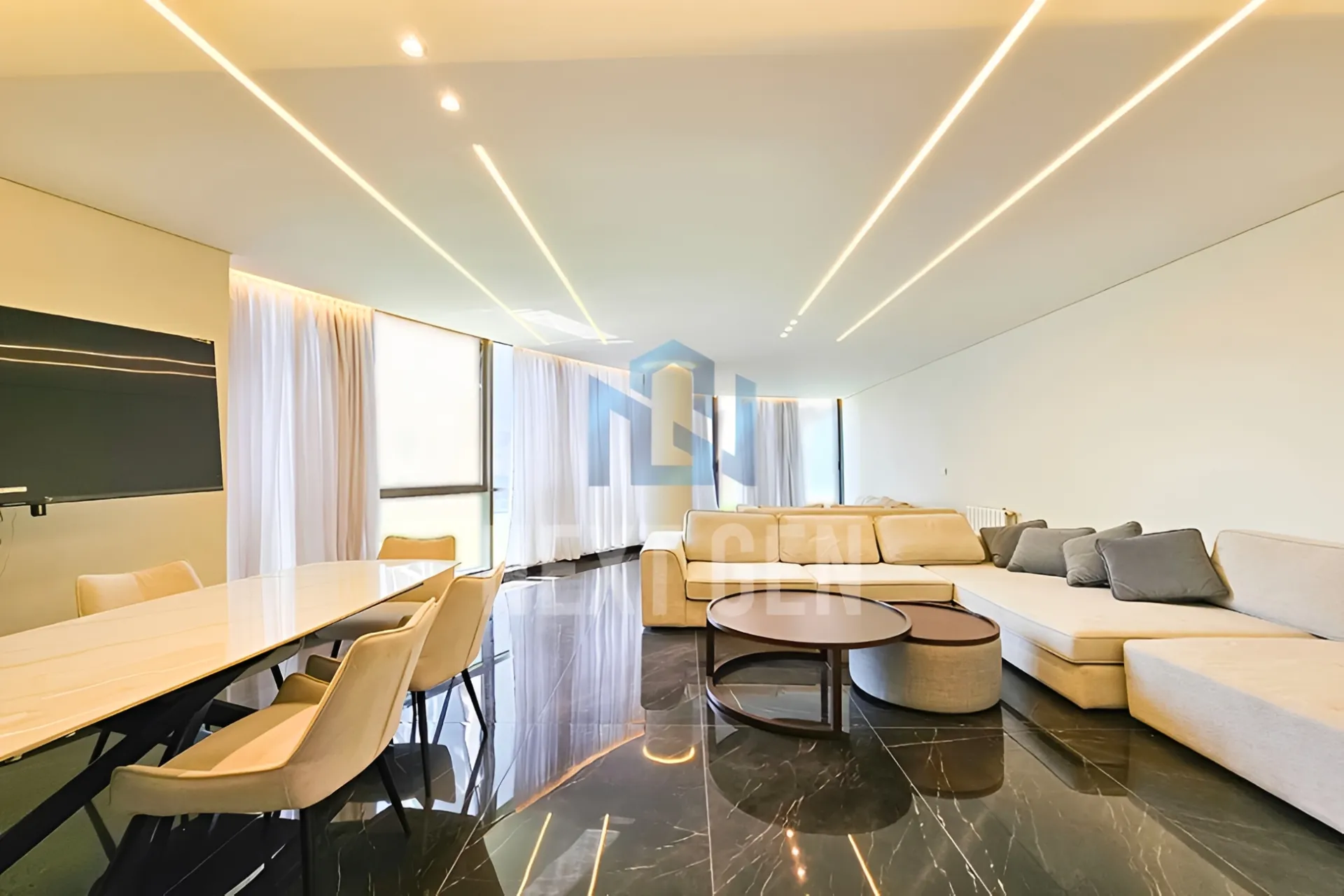 Apartment for rent in Achrafieh, Beirut, Lebanon - 2 bed, 3 bath