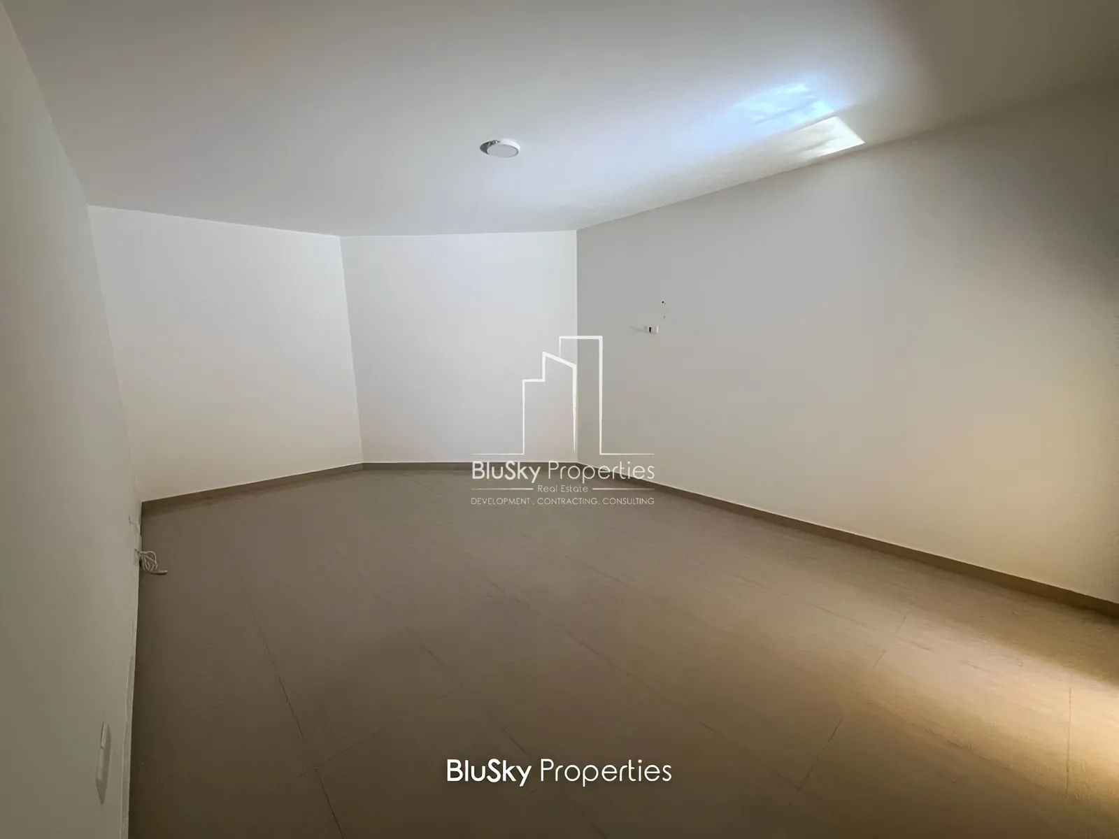 Apartment for Sale in Kfarhbeb